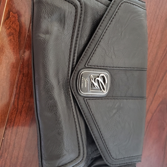 Guess Purse - Picture 3 of 3